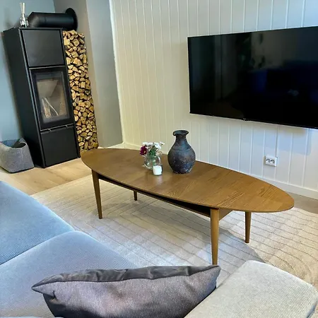 Down Town Apartment With Outside Area In Villa Kristiansand Extérieur photo