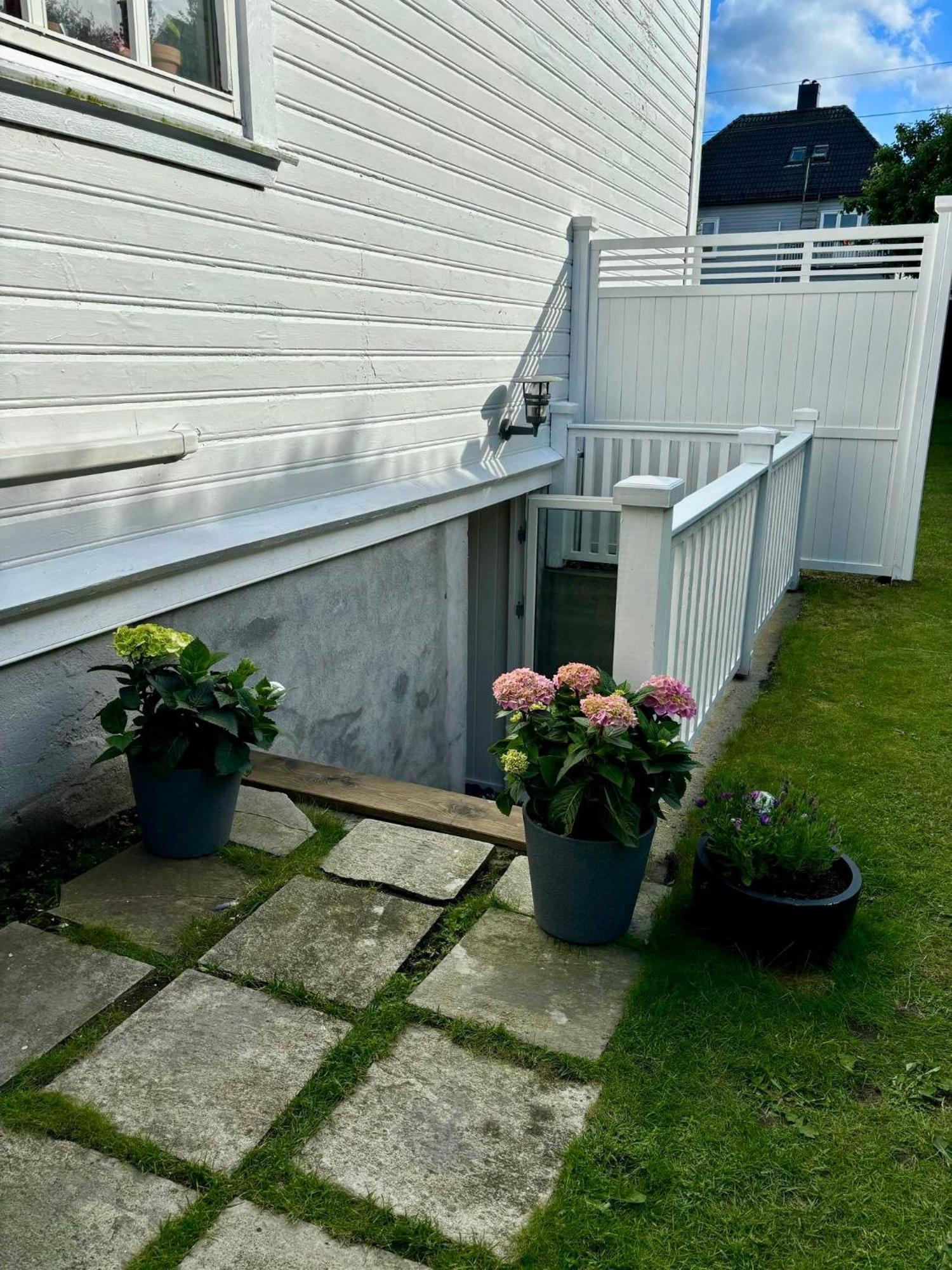 Appartement Down Town With Outside Area In *
